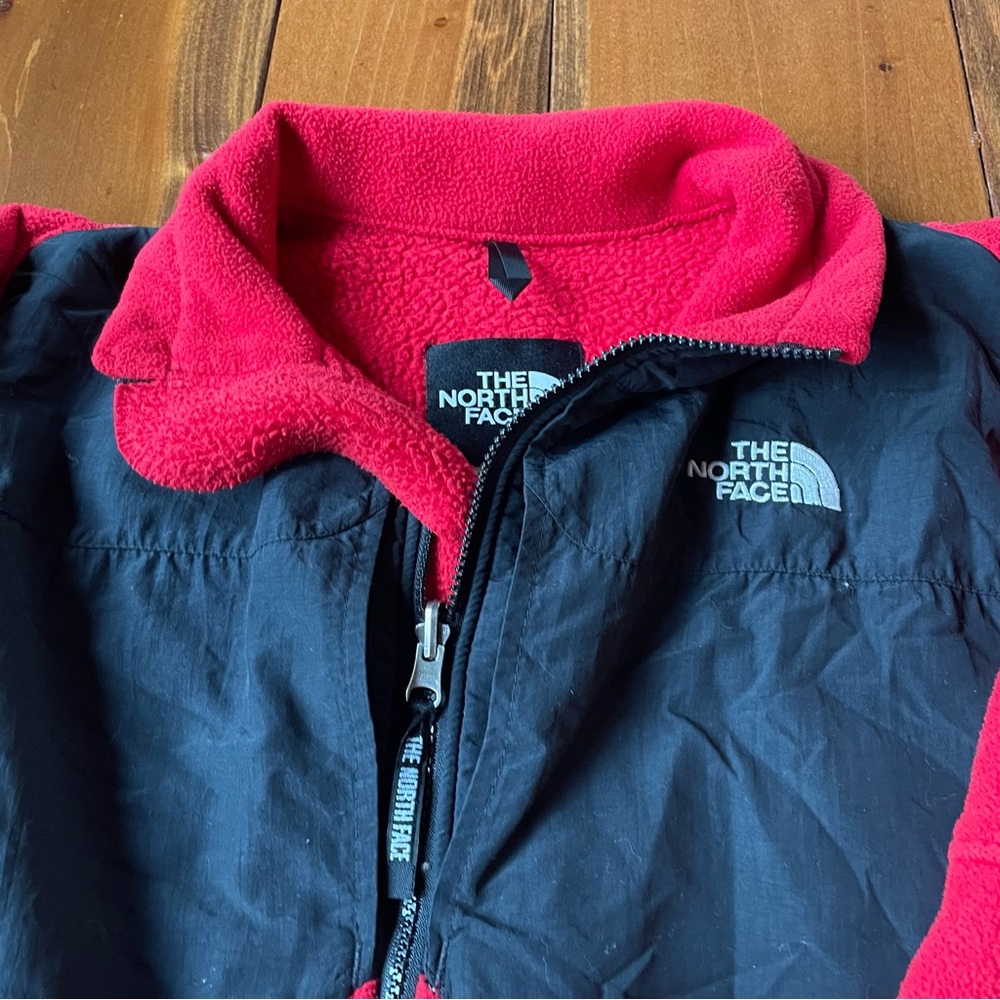The North Face Fleece Denali Jacket Red and Black - Picture 2 of 5